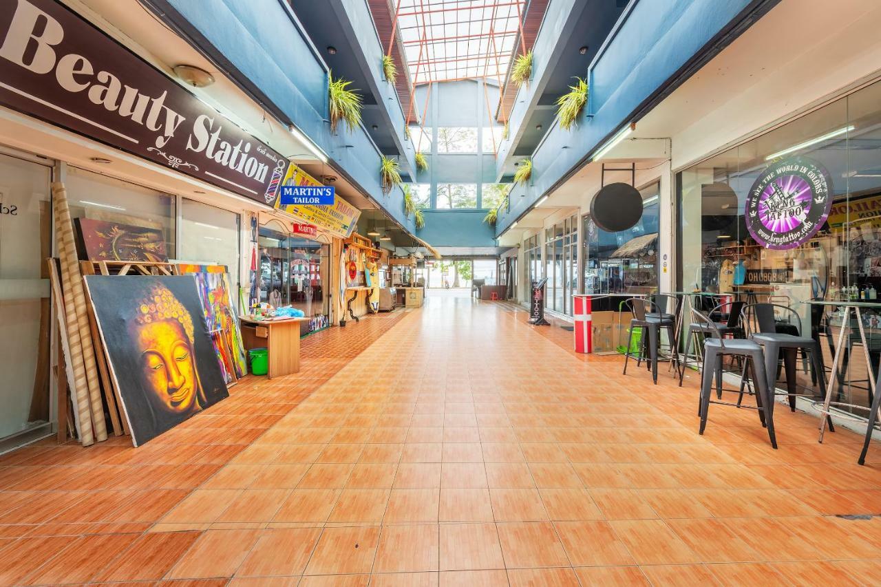 Patong Beachfront Boutique Hotel Exterior photo